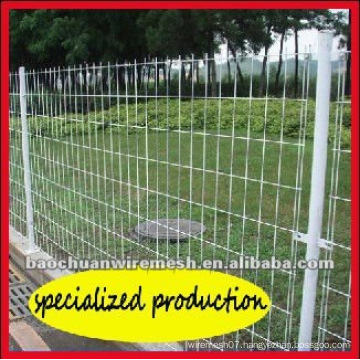 Garden using PVC coated with the lowest price wire mesh fence